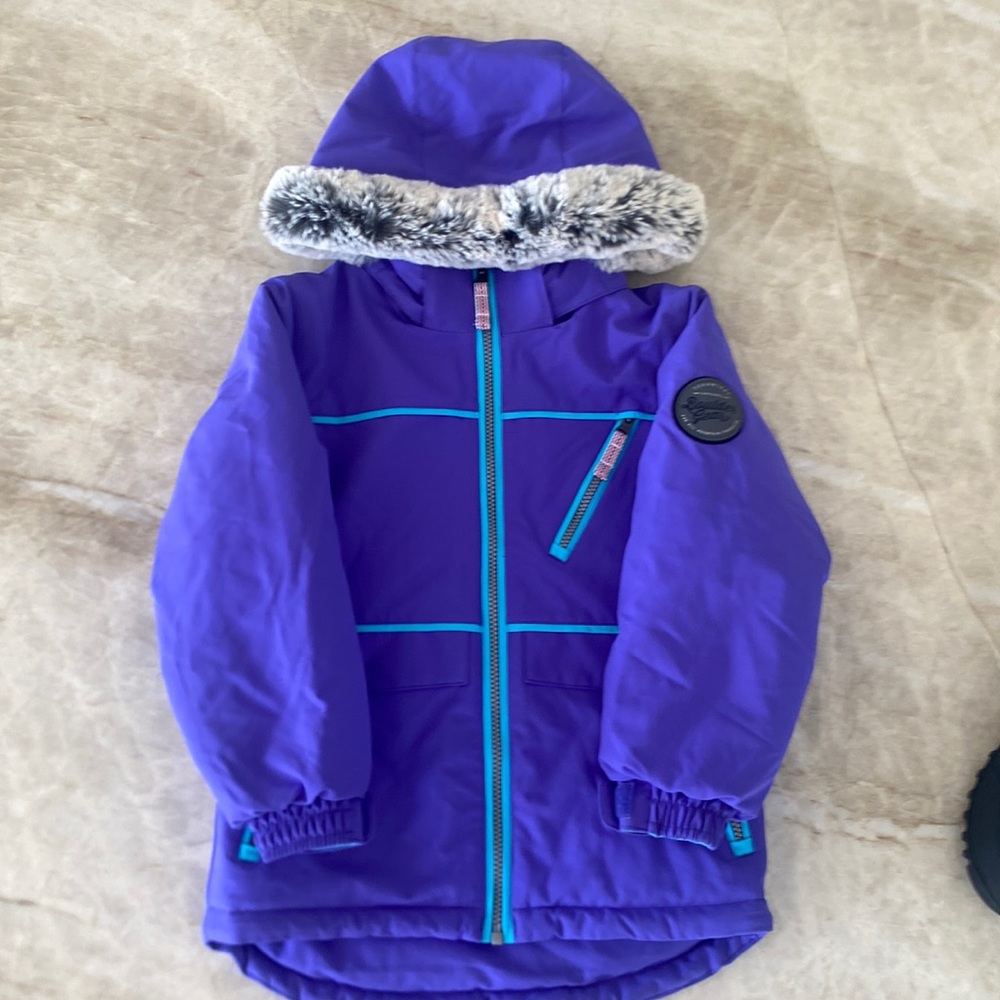 Girls size 6 Snow / Ski jacket Boulder Gear
